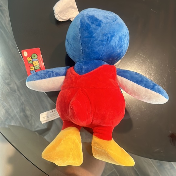 Stuffed Super Mario - Picture 2 of 3